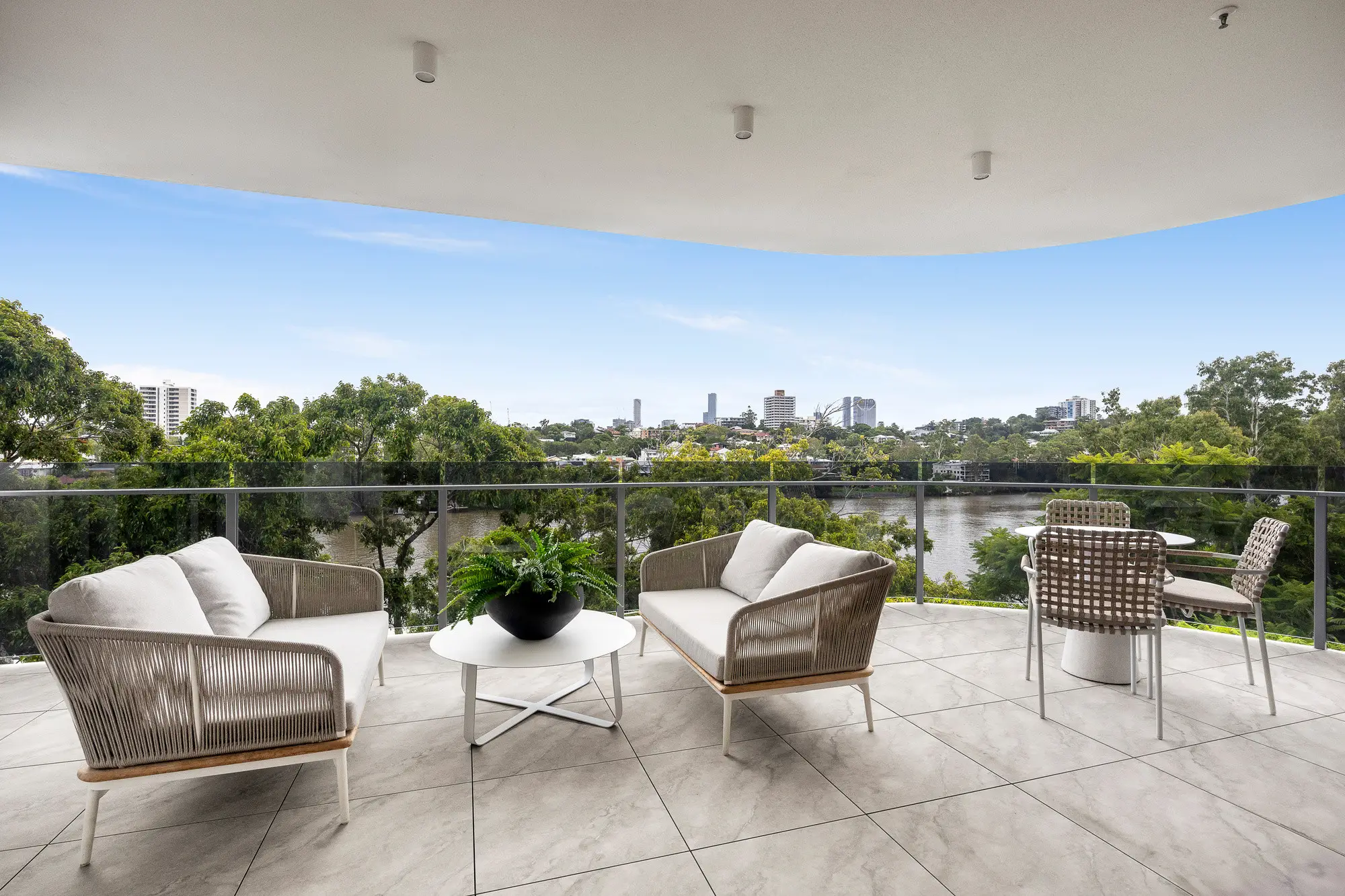 160 Macquarie - St Lucia, Queensland - Investment Property