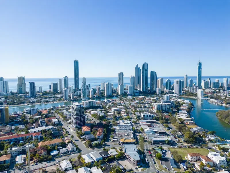 aere-broadbeach-swan-on-chevron_june-2023_256_1772772279__original