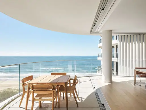 Beach House, Broadbeach