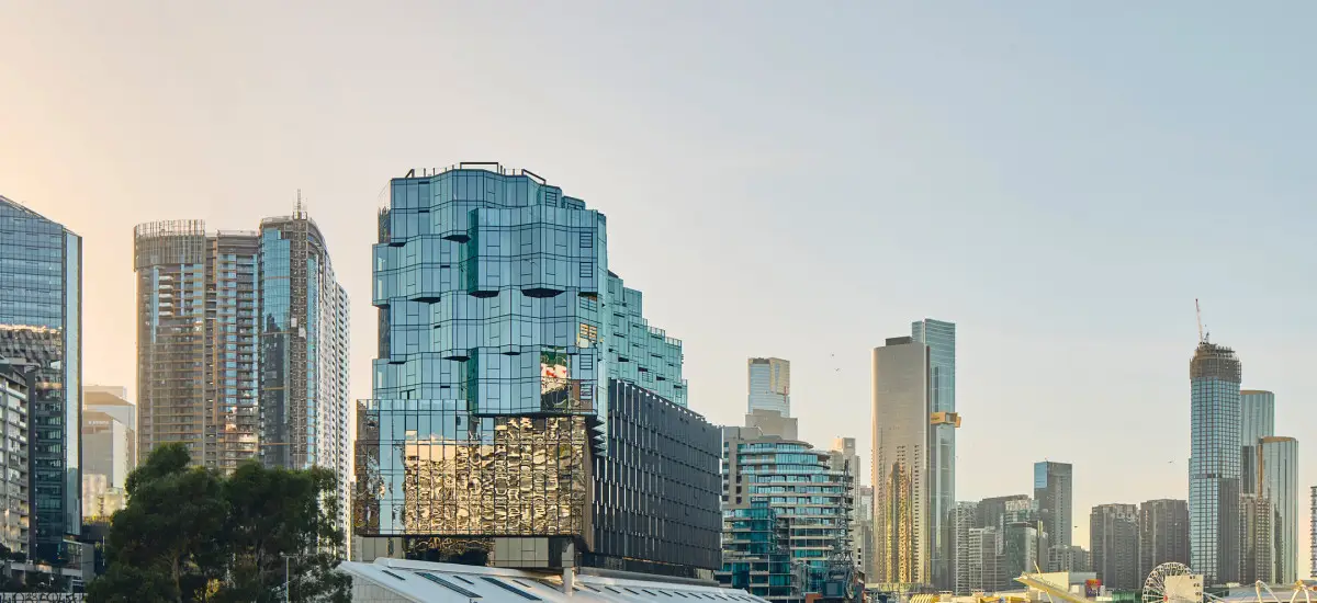 riverlee_1hotelhomesmelbourne_external1_peterbennetts_compressed