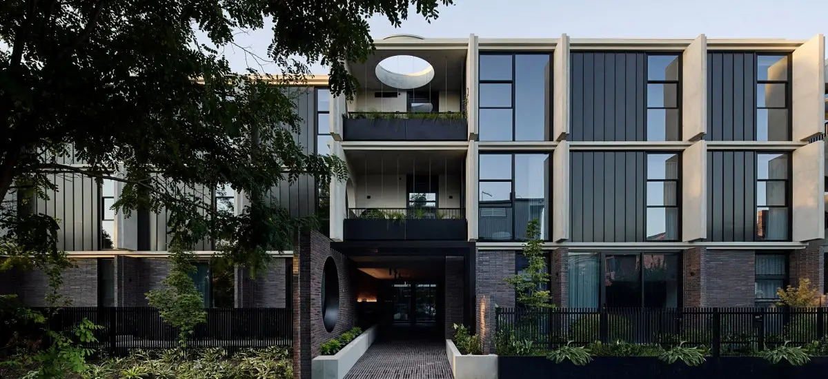 ad-sinclairbrooks_jcb_windsorpark_csmg_ab1i8775