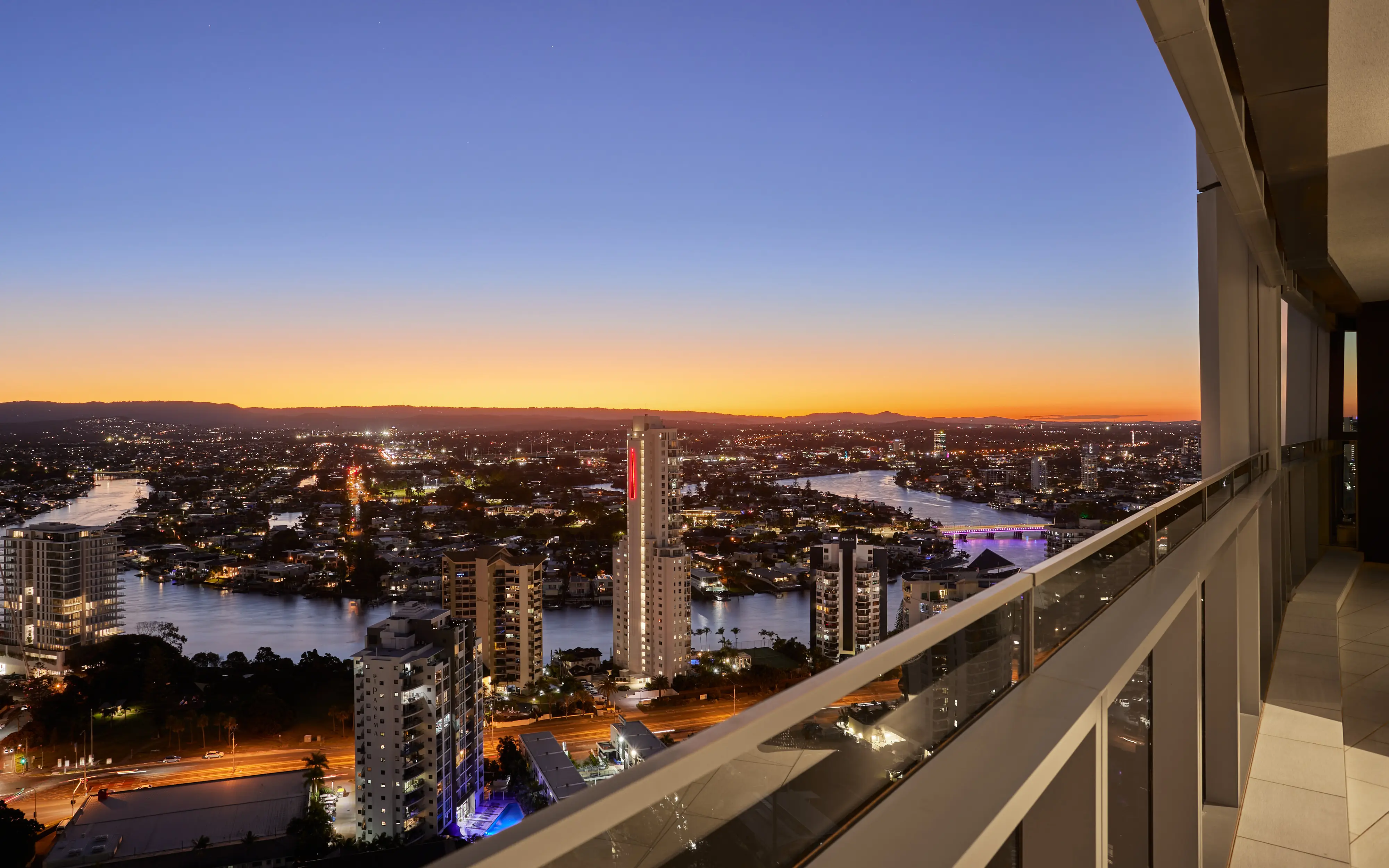 u13005-jewel-residences-surfers-paradise-14