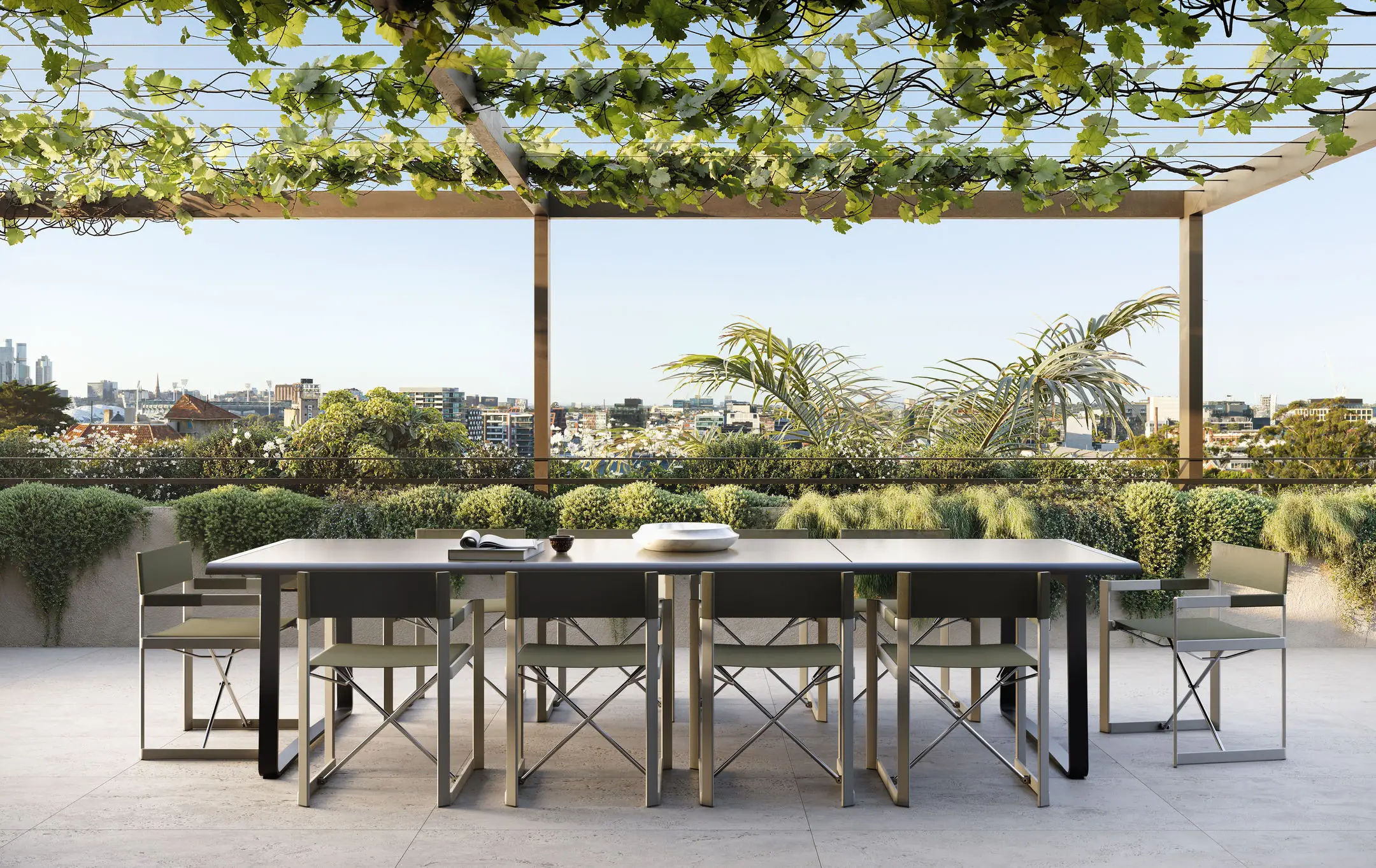 25195-105_rooftop-dining-area_optimized