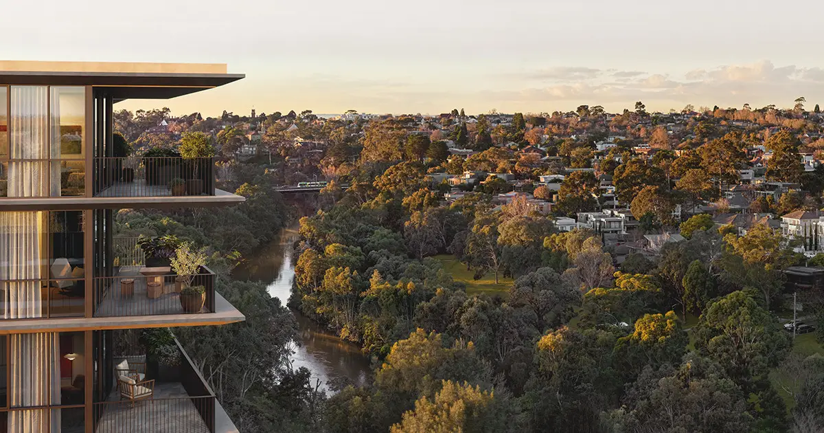 0437_01_08_superman_river_lr