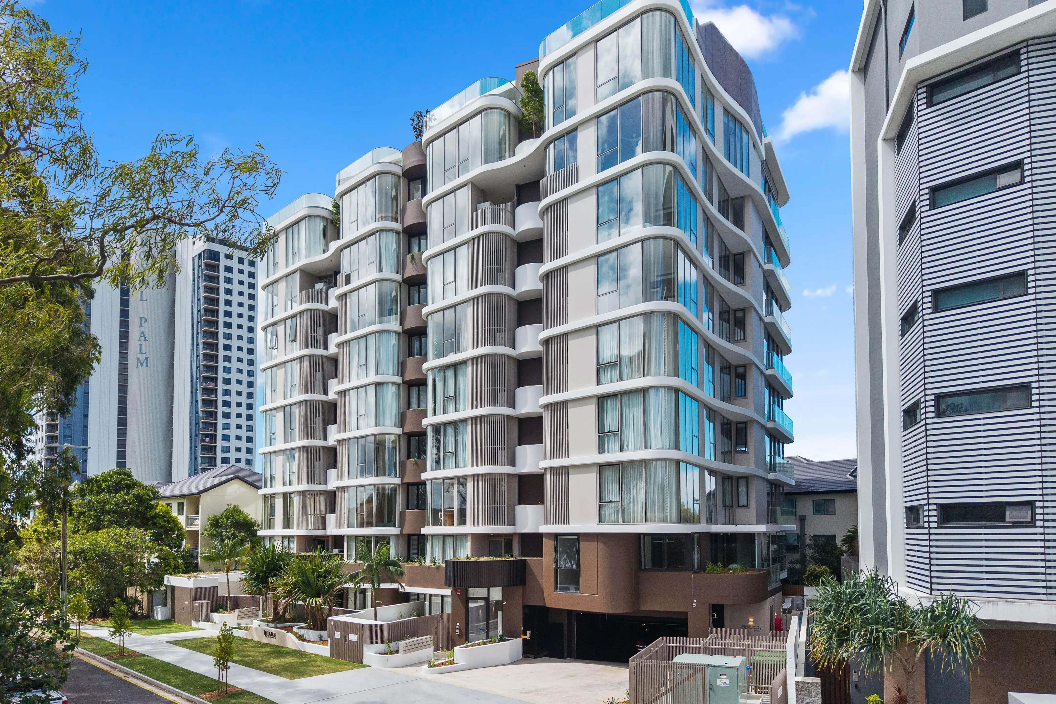 coastalimagesgc_302-949-gold-coast-highway_furnished-27