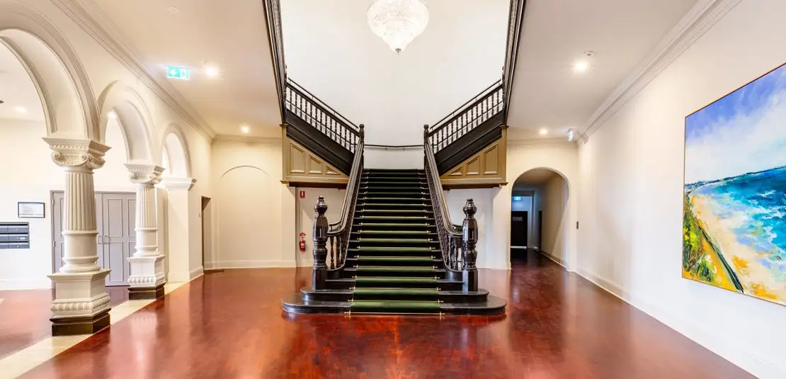 The Mentone Hotel - Mentone, Victoria - Investment Property